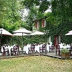 La Charmille 2*