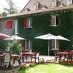 La Charmille Hotel