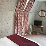 Szálloda La Charmille Escoire