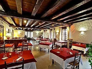 La Charmille Hotel