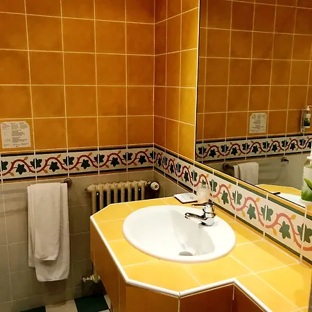 La Charmille Hotel