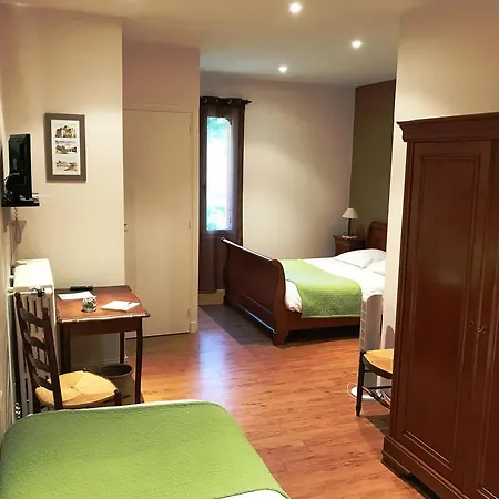 La Charmille 2* Escoire