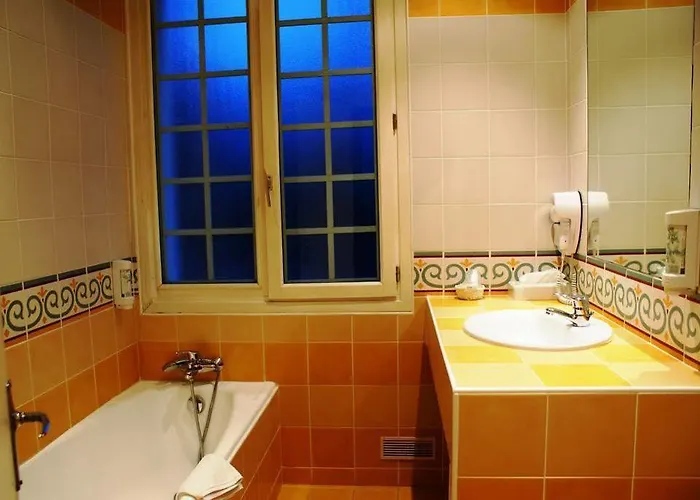 La Charmille 2* Escoire